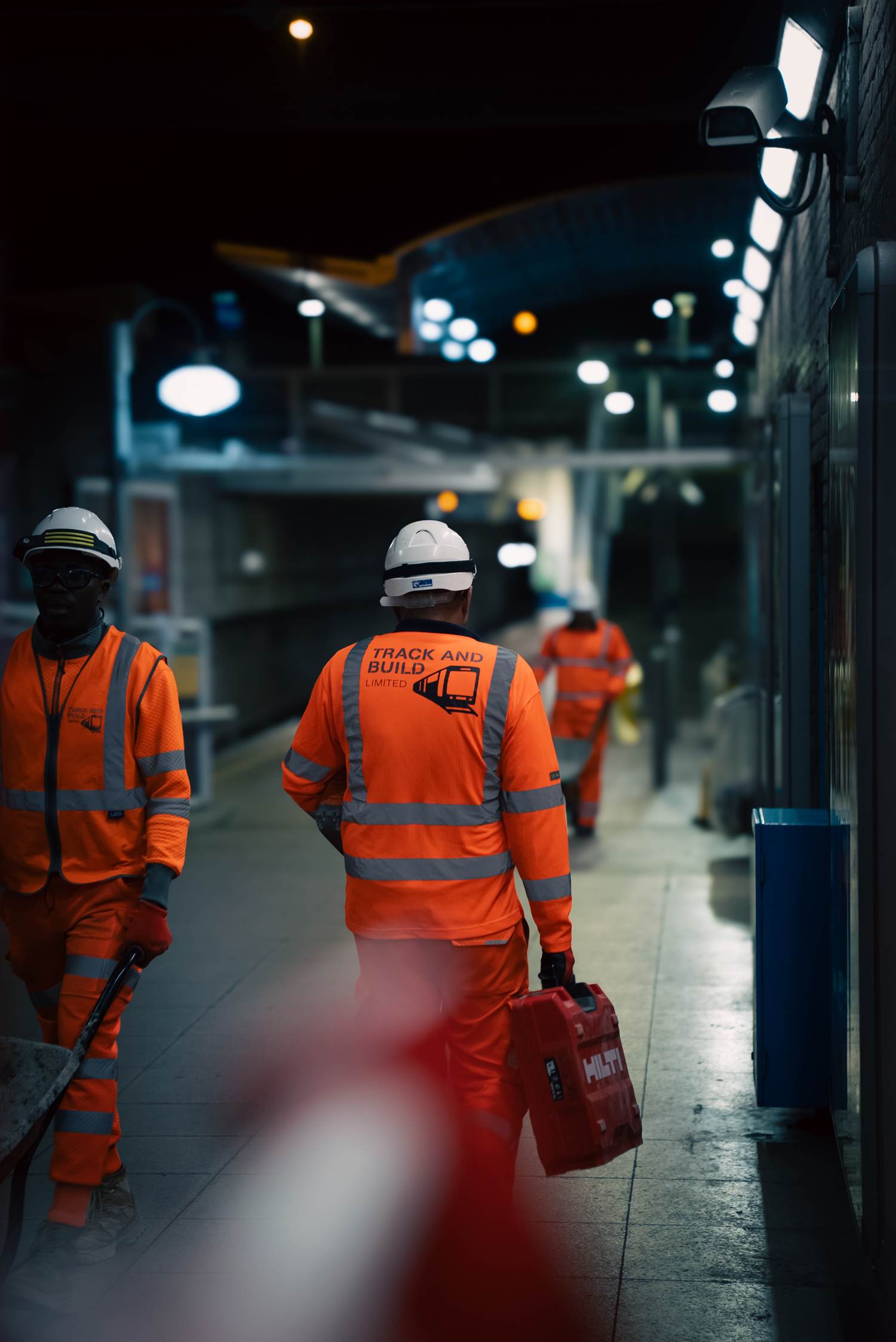 Track and Build (8) Track and Build (8)